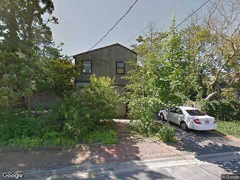Santa Barbara, LINDENHURST, NY 11757
