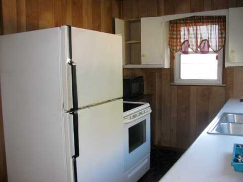 Curtis, GREENEVILLE, TN 37745