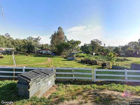 Oak Creek, LAKESIDE, CA 92040