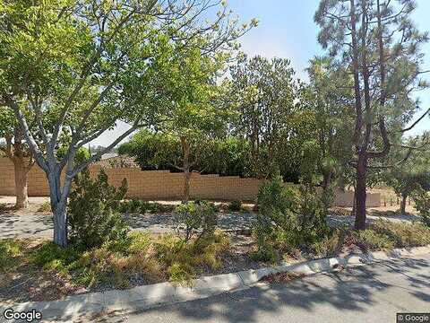 Lake Court, SANTA ANA, CA 92705