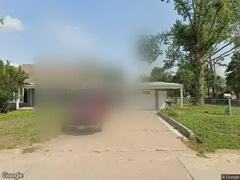 30Th St Se, Cedar Rapids, IA 52403