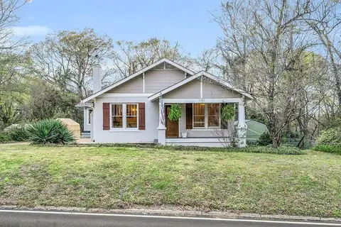7Th St, Columbus, MS 39701