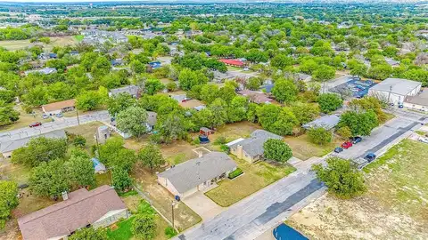 Gifford, GRANBURY, TX 76048