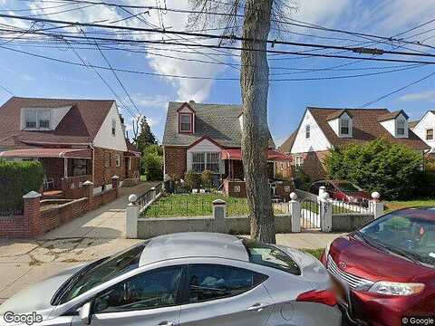 204Th Street, Saint Albans, NY 11412