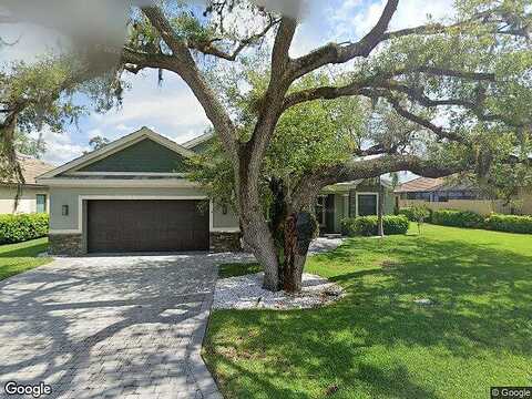 Pin Oak, BONITA SPRINGS, FL 34135