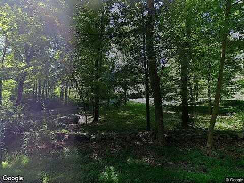 Acre Rd, Redding, CT 06896