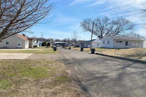 Bauch, WATERLOO, IA 50701