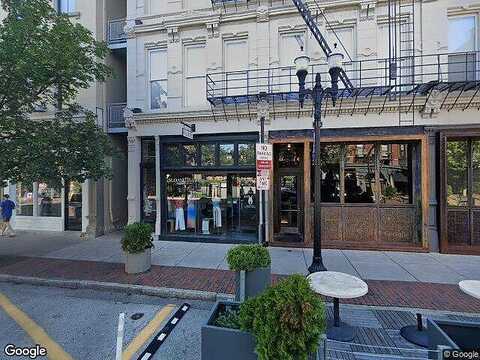 Vine, CINCINNATI, OH 45202