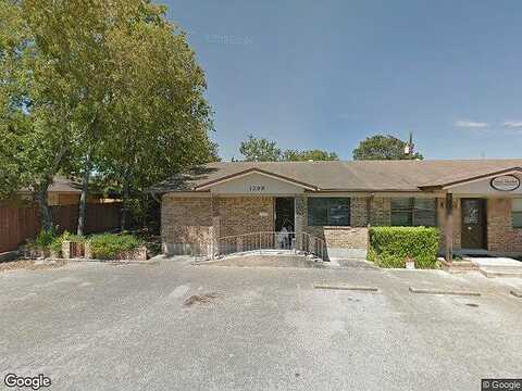 E Common St # 23-24, NEW BRAUNFELS, TX 78130