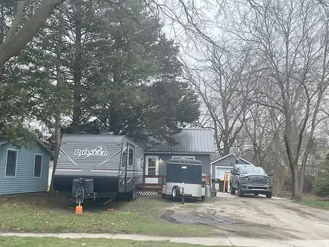Moyer, ALMA, MI 48801