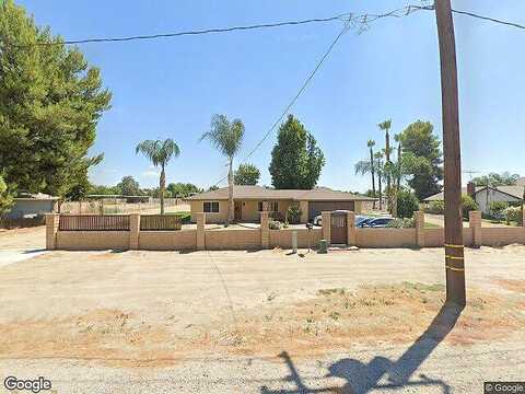 Esplanade, HEMET, CA 92543