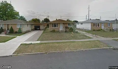 Lou Ann Dr, Buffalo, NY 14225