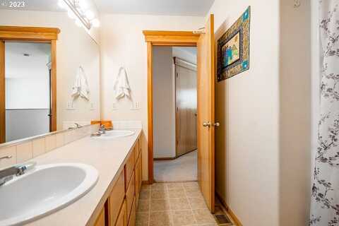 Bygones, BEAVERTON, OR 97007