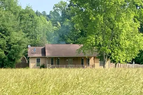 Star Road, Marietta, OH 45750