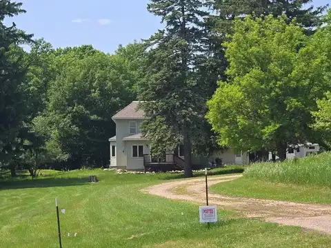 County Road 4, SPICER, MN 56288