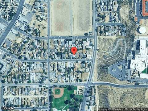 Tracy, VICTORVILLE, CA 92395