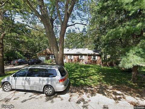 Chestnut St, CENTRAL ISLIP, NY 11722