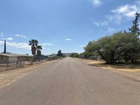 Oak, HUACHUCA CITY, AZ 85616