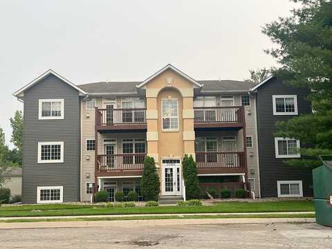 32Nd, INDEPENDENCE, MO 64055