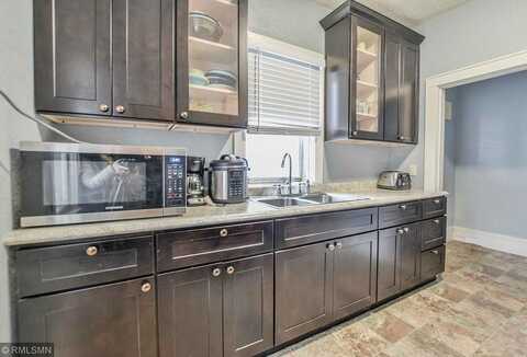 7Th, SAINT PAUL, MN 55106