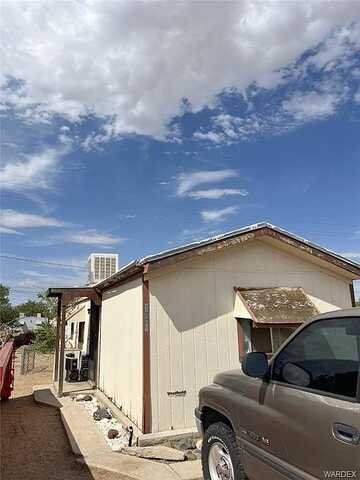 John L, KINGMAN, AZ 86409