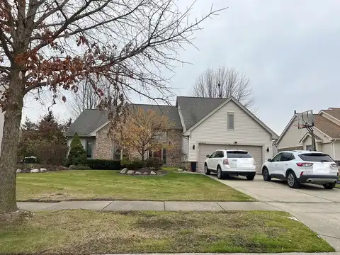 Queensbury, LIVONIA, MI 48152