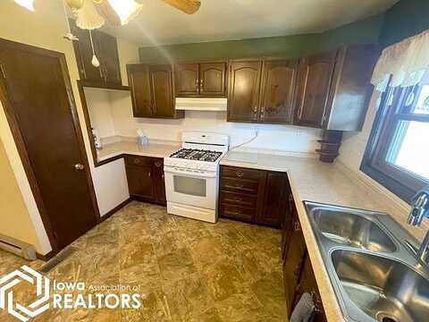 Greenwood, OTTUMWA, IA 52501