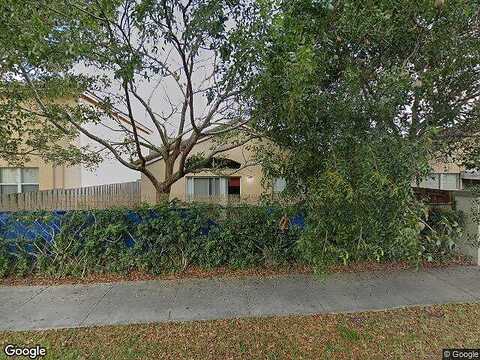 10Th, HOMESTEAD, FL 33035