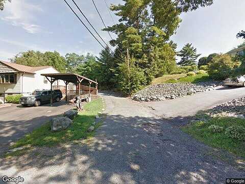 Oak Point Road Extension, Saugus, MA 01906