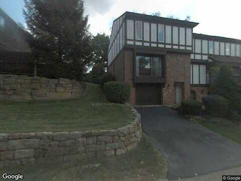 Queensberry, PITTSBURGH, PA 15237