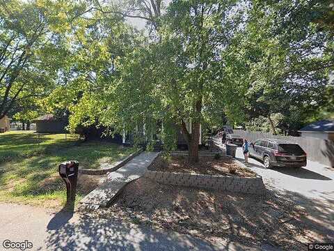 Oak, GREENVILLE, SC 29611