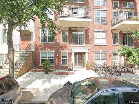 Eckford, BROOKLYN, NY 11222