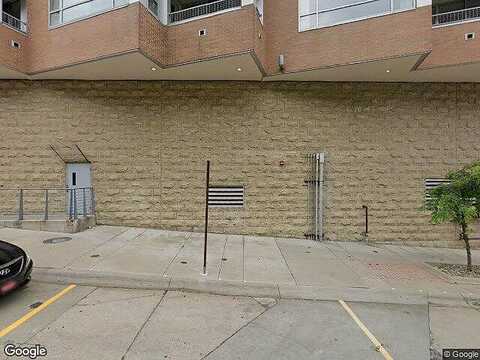 Detroit, CLEVELAND, OH 44113