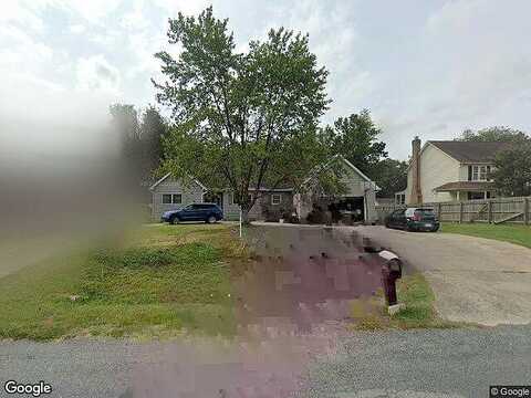 Karen, FREDERICKSBURG, VA 22405