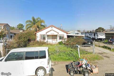Vine, STOCKTON, CA 95205