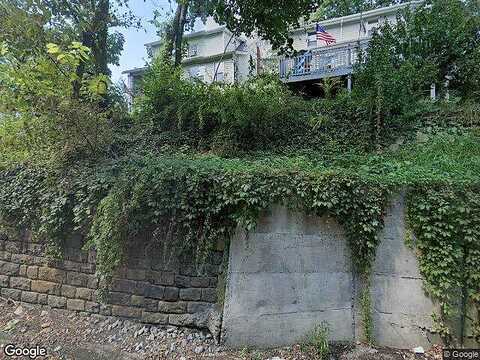 25Th, BEAVER FALLS, PA 15010