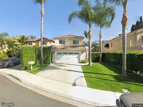 Via Carissa, LAGUNA NIGUEL, CA 92677