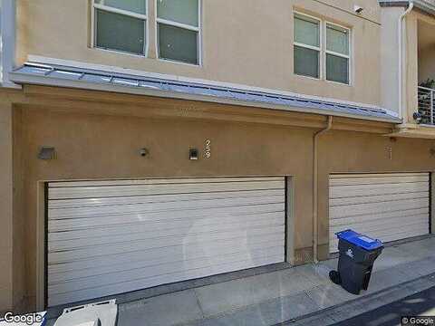 Jeanette, SANTA ANA, CA 92705