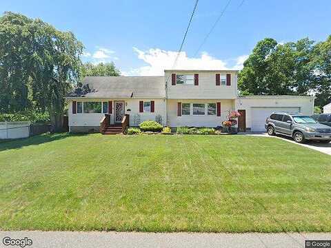 Lakeview, MIDDLE ISLAND, NY 11953
