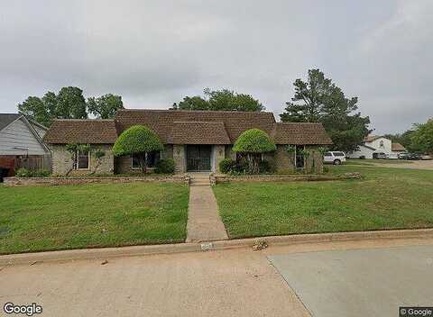 121St, OKLAHOMA CITY, OK 73120