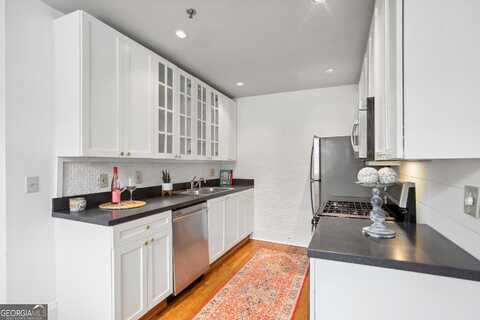 11Th, ATLANTA, GA 30309