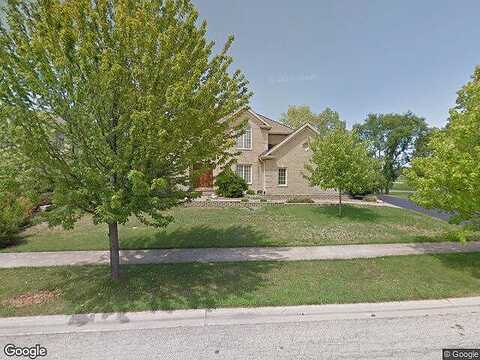 Tuckaway, WINFIELD, IL 60190