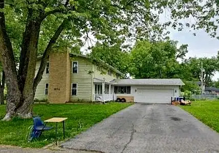 Christine, DECATUR, IL 62526