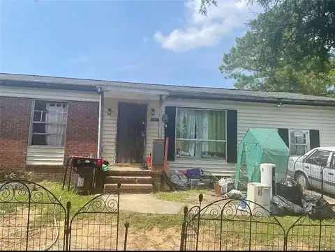 Village Green, MACON, GA 31206
