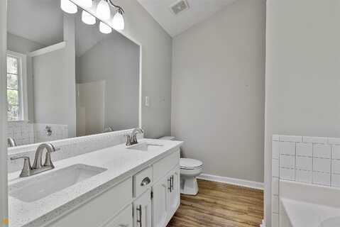 Lora Smith, NEWNAN, GA 30265