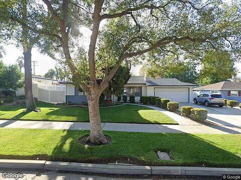 Molly, RIVERSIDE, CA 92506