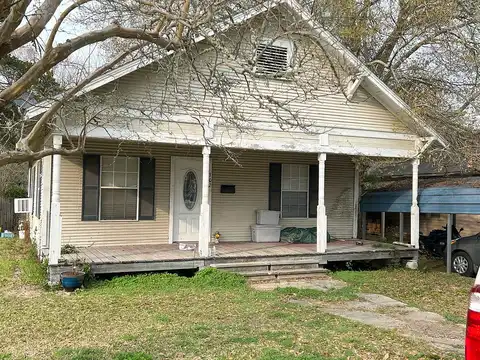 1St, DEQUINCY, LA 70633