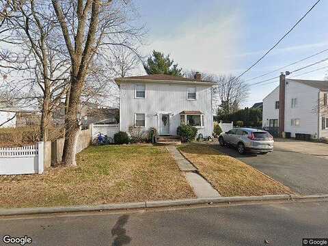 Maple, FARMINGDALE, NY 11735