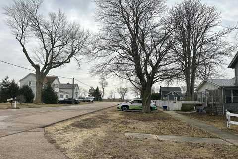 White, KIRKLAND, IL 60146