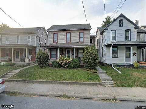 W High St, MANHEIM, PA 17545